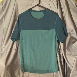 Lululemon Athletica Blue Short Sleeve Tees Collection